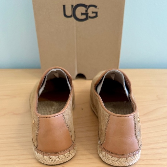 UGG Sandrinne II Women’s Metallic Gold - Slip-On Loafer Espadrille Size: 9 NWT - Picture 5 of 9